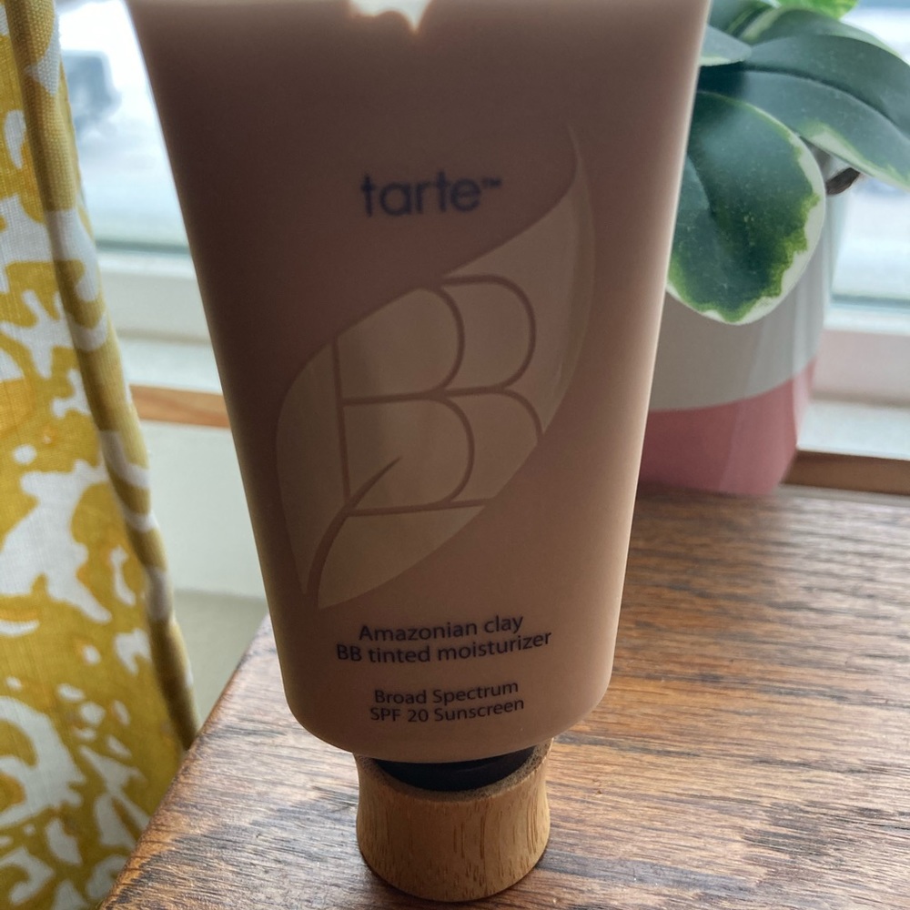 Unopened Tarte Amazonian Clay BB foundation